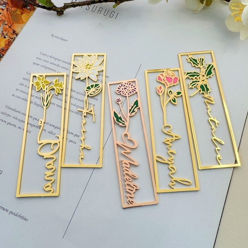 Marque-page fleur de naissance personnalisé : nom découpé en 3D, cadeau d'anniversaire