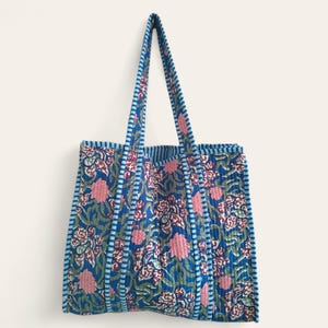 Handgefertigte gesteppte Einkaufstasche-Einkaufstasche - Blaue Baumwollmarkttasche mit Blumenmuster, Jhola-Tasche, Hippie-Tasche, umweltfreundliche wiederverwendbare Tasche