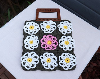 Rechteckige Daisy Häkeltasche, Retro Tasche, Hippie, Boho Tasche, Vintage Tasche, Handgefertigte Tasche, gestricktes Frauen Accessoire, gestrickte Tasche, Schultertasche