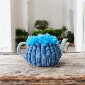 Crochet Tea Cozy, Blue Teapot Cover, Teapot Cozy, Blue Flowers, Tea Time, Table Decor, Crochet Decor, Unique Gift, Knitted Tea Cozy
