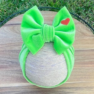 Christmas Head Wrap, Lime Green Velvet Head Wrap, Green Baby Bow, Velvet Bow, Green and Red Heart Bow, Mean One Bow, Holiday Bow, Baby Gift