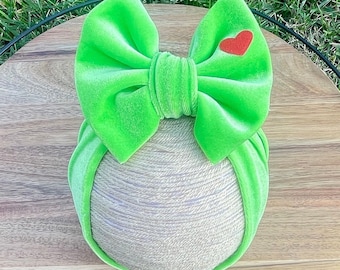 Christmas Head Wrap, Lime Green Velvet Head Wrap, Green Baby Bow, Velvet Bow, Green and Red Heart Bow, Mean One Bow, Holiday Bow, Baby Gift