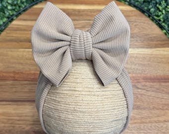 Classic Corduroy Nude Beige Fall Baby Head Wrap Bow, Cream Beige Baby Head Wrap, Beige Bow, Beige Head Wrap, Fall Bows, Nude Corduroy Bow