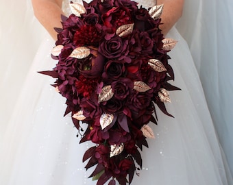 Burgundy wedding bouquet. Rose gold casading bouquet. Dark bouquet. Autumn wedding bouquet. Winter bridal bouquet. Teardrop bouquet