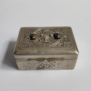 Unique Antique Victorian Memento Mori Silver And Wood Box-with Skulls - 19th Century