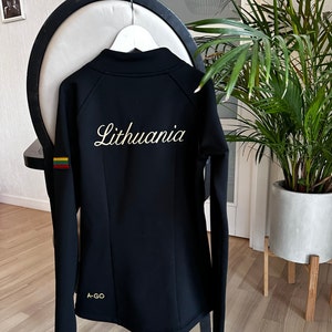 Veste de patinage artistique décorée de broderies individuelles, vêtements pour la compétition et l'entraînement, un cadeau idéal pour les patineurs