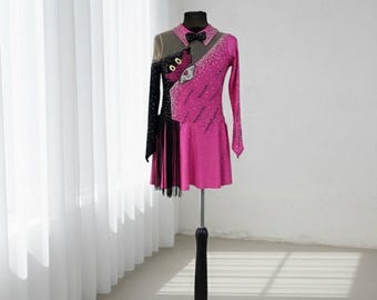pink panther figure skating dress ICE STYLE.....Sochi Olympics 2014 Pairs Costumes: Pink Panther Returns!