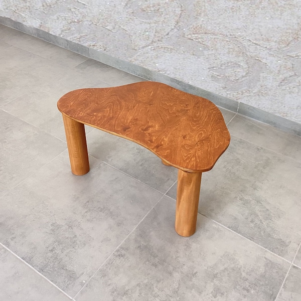 Table basse en pierre naturelle, table basse scandinave, table basse de style moderne en bois, table basse ovale, jambe épaisse, table basse moderne