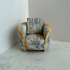 1:6 Scale Dollhouse Printed Linen Single Sofa Chair, Dollhouse miniature couch, Handmade Mini  Sofa Model, Doll sofa, Gift for her