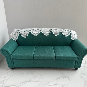 Puppenhaus Miniatur Vintage Leinen Couch für 12 "Puppe, 1: 6 handgefertigtes Dreisitzer Mini Sofa, Vintage handgefertigte Puppenhausmöbel