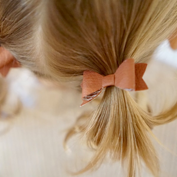 Mini arcs de cheveux en faux cuir | Rouge rouille, bordeaux, crème, gris | Fait main