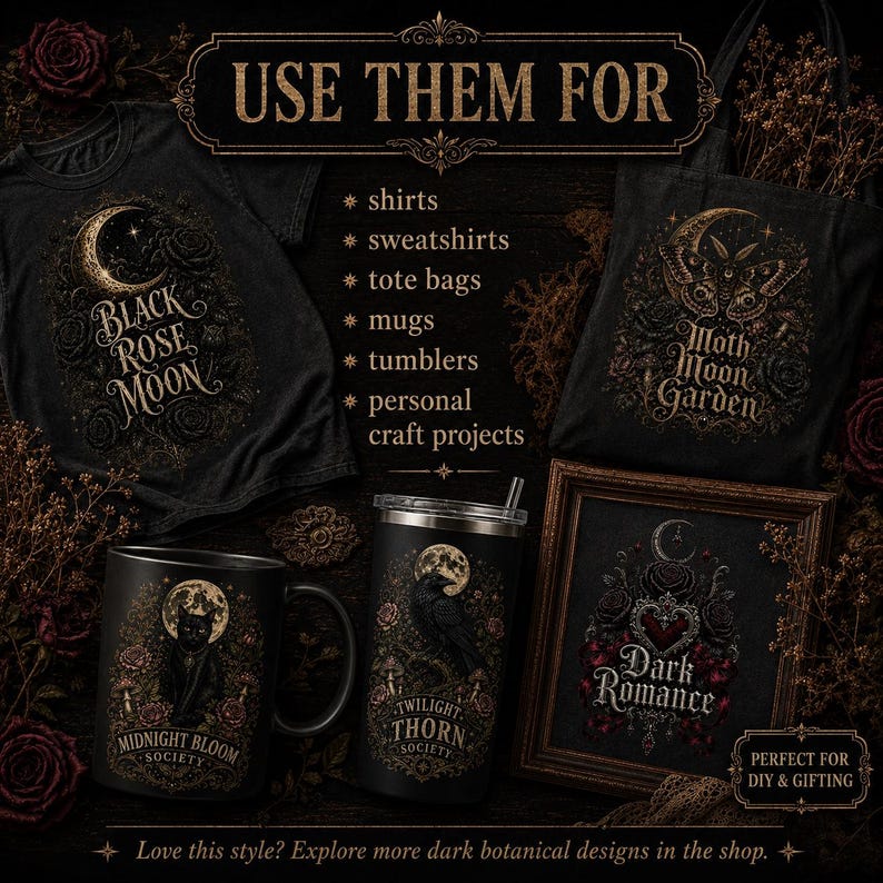 Pode incluir: Uma cole&ccedil;&atilde;o de itens pretos com ilustra&ccedil;&otilde;es bot&acirc;nicas douradas e escuras, incluindo uma t-shirt com 'Black Rose Moon', uma sacola com 'Moth Moon Garden', uma caneca com 'Midnight Bloom Society', um copo com 'Twilight Thorn Society' e uma impress&atilde;o emoldurada com 'Dark Romance'.