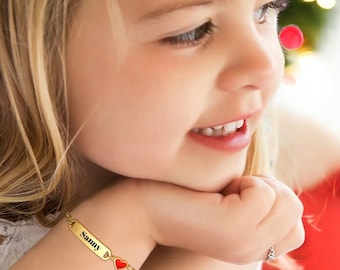 Personalisiertes Armband mit Mädchenherz - personalisiertes Vornamenarmband 12-17 cm - Geschenk für sie - Schmetterlingsarmband - Kindermädchenarmband