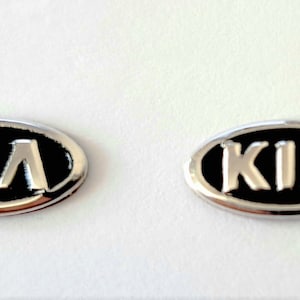 Kia Emblem -  UK