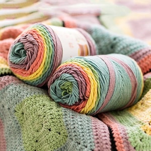 Handgefärbtes 5-Farben-Regenbogengarn fürs Häkeln, Stricken, Makramee | Umweltfreundlicher, lebendiger Strang | DIY Faser Kunst Versorgung