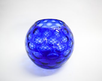 Bijzondere blauwe, kristallen vaas uit Tsjechië