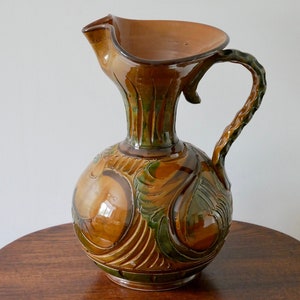 Vase/Jug XL vintage - sculpted terracotta, glazed