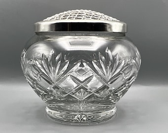 Jarrón de cristal tallado vintage para rosas: Jarrón para arreglos florales tallados