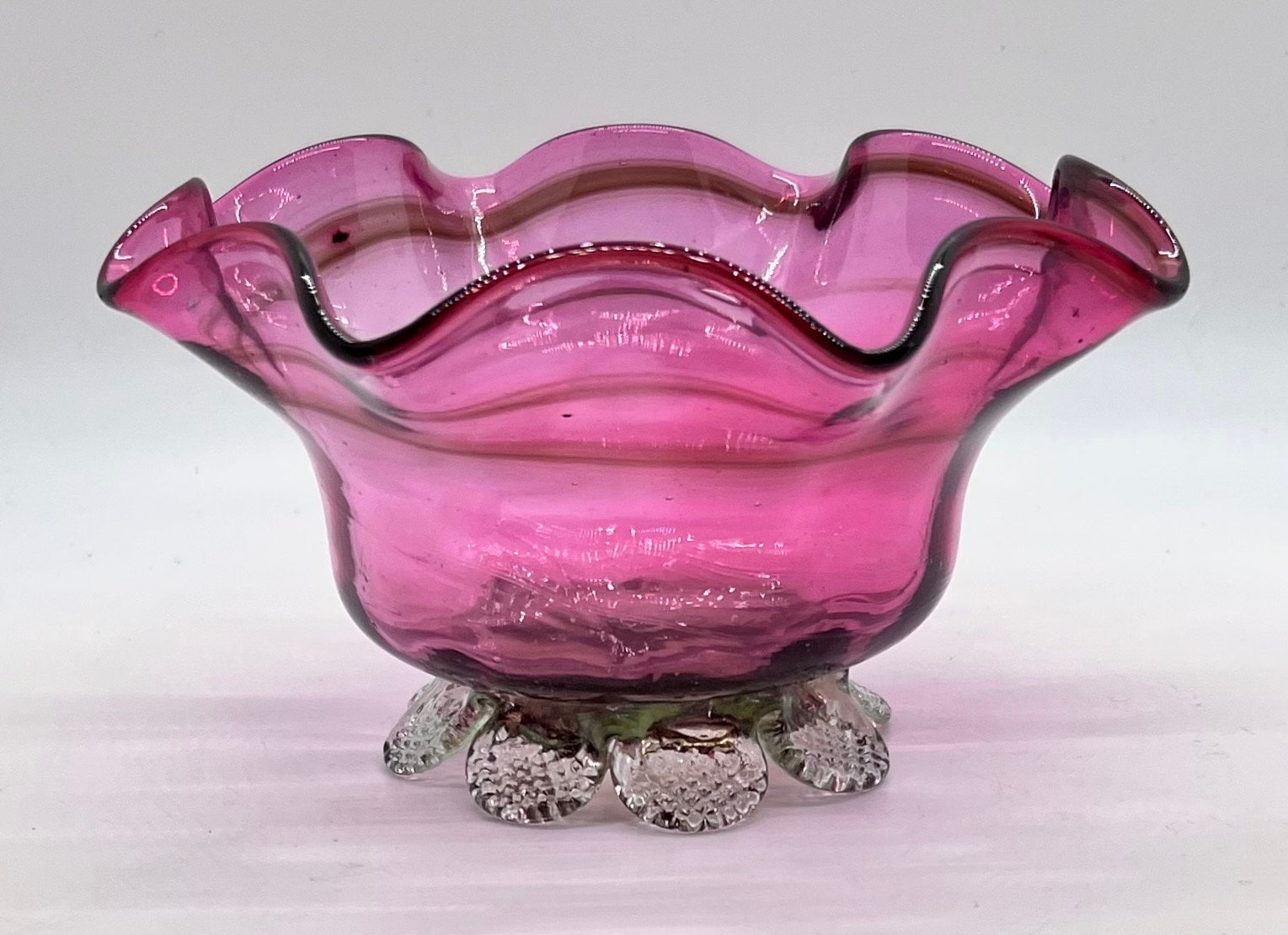VICTORIAN GLASS セット　アンティーク Antique Victorian Cranberry Glass Bowl: Handkerchief Frilled Rim