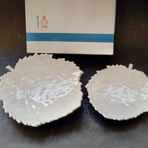 ANTIQUE KPM DiSH | 2 KPM Dishes | Antique Leaf Dishes c1900 | Kpm Porcelain small plates | Leaf shaped dish | Kpm Small Plates