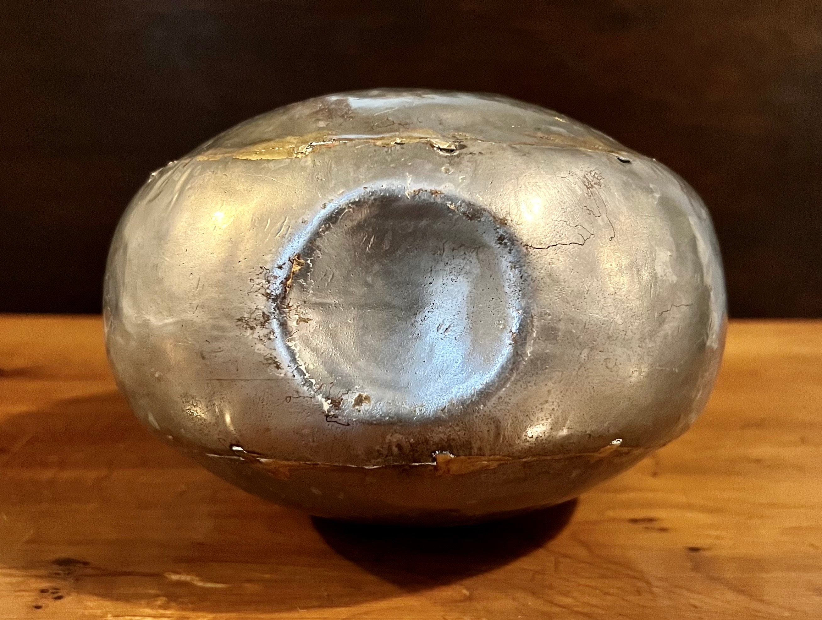 【希少】アンティーク　骨董品　装飾的な金属製フラスコ型花瓶？ 花器 - 骨董・古美術・アンティークの古好屋オンラインショップ