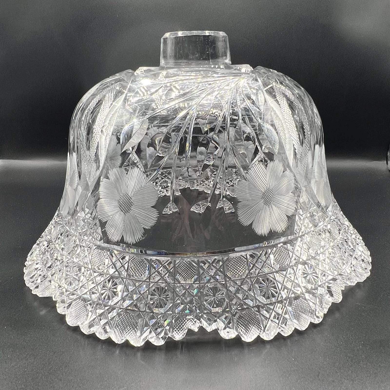 ガラスボール[センターピース] カットクリスタル製センターピースボウル ヴィンテージフローラル彫刻