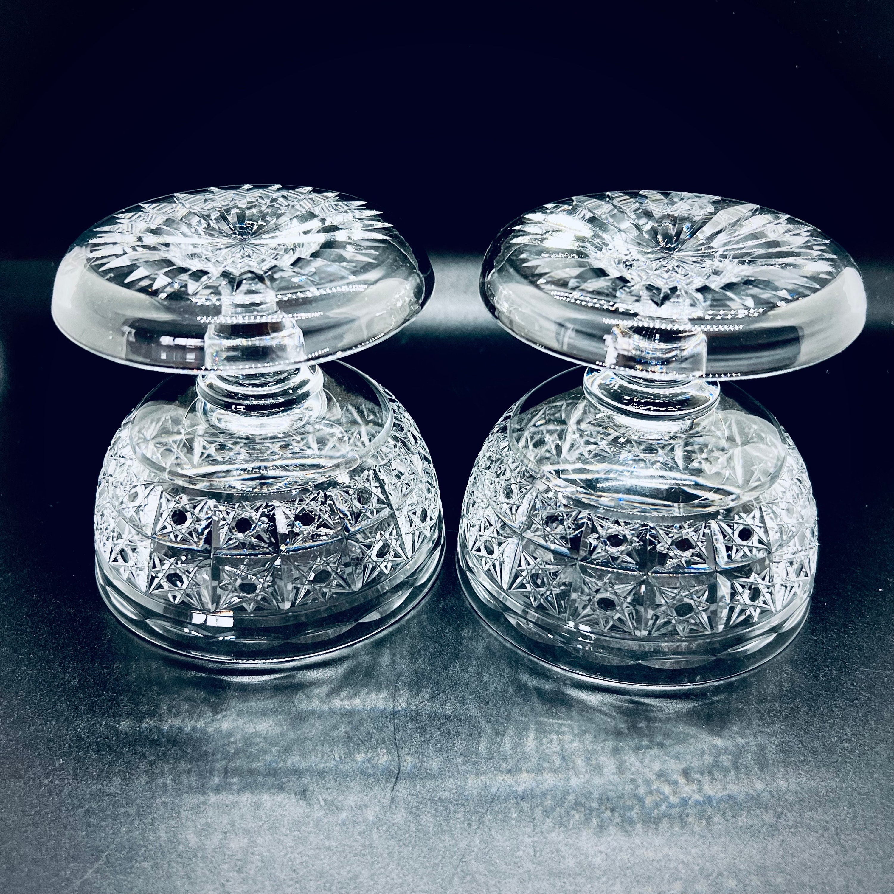 希少英国ビンテージ・Thomas Webb& Sons・カットクリスタル・ジャグ VINTAGE SAUCER GLASSES | 2 Rare Webb Crystal Coupe Glasses