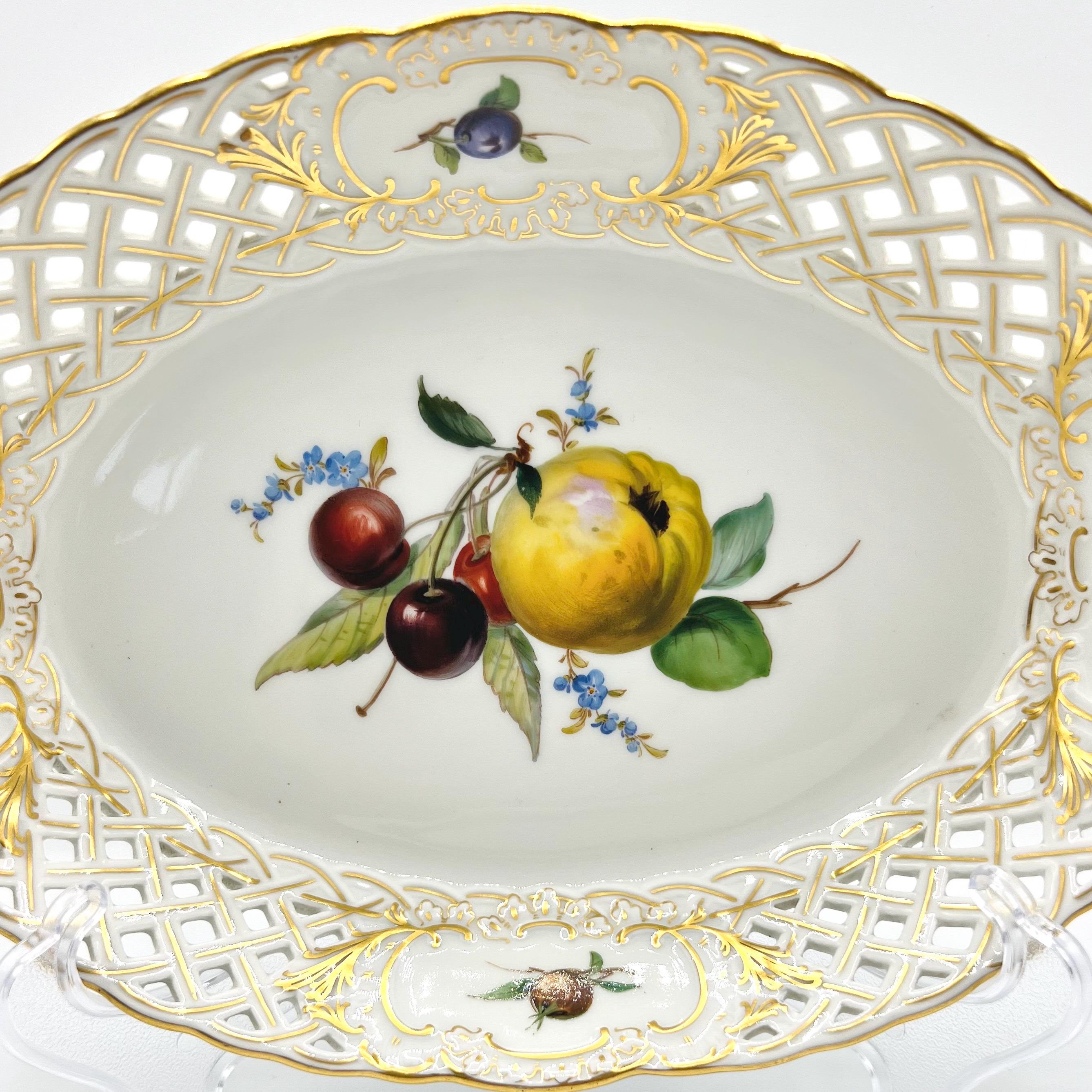 MEISSEN PORCELAIN TRAY Hand-painted Fruit, Pierced Lattice Floral