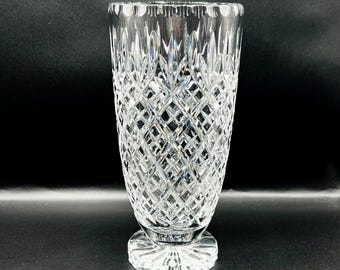 VINTAGE CUT CRYSTAL Vase – Pineapple Crosshatch Pattern, Star-Cut Base, Heavy Lead Glass, Tall Table Centrepiece, Floral Display, Wedding Gi