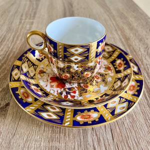 Antique DAVENPORT Porcelain IMARI Trio, Vintage Cup and Saucer and Cake Plate. Dated 1870 - 1886 pattern #2614 Excellent condition