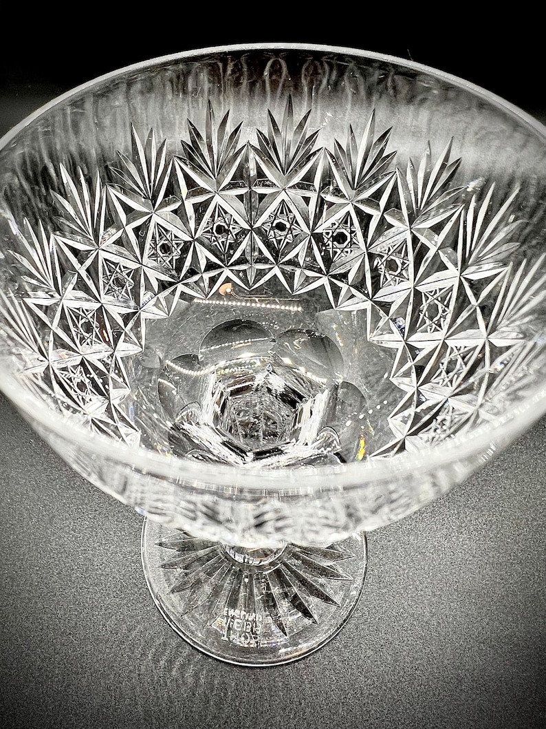 Thomas b Crystal Wine Glasses, 2 Vintage b Wellington Pattern