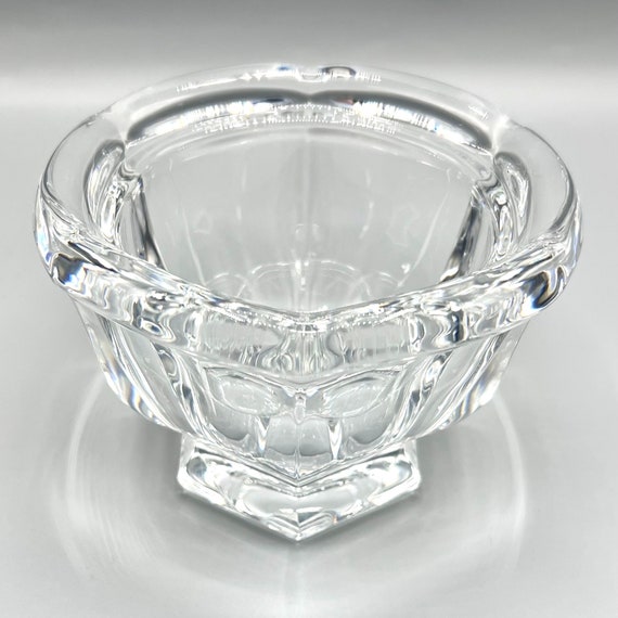 Vintage Baccarat Harcourt Crystal Bowl: French Bonbon Dish