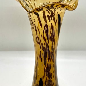 Vintage Amber Glass Vase: Mid-Century Copper Spatter Art Glass (23 cm)