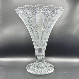 Elegante jarrón de trompeta de cristal de plomo tallado vintage • Estilo bohemio, amplio diseño de Hobstar y abanico, borde dentado, altura 32 cm, 3+ kg