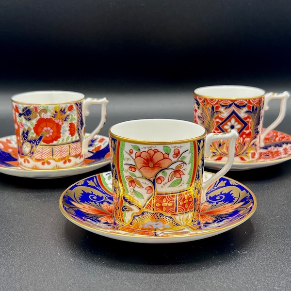 Royal Crown  Derby Porcelain Cup & Saucer, the curators collection, Imari, Purdue, Rich Japan - Acanthus, late 20th century, fine Bone China