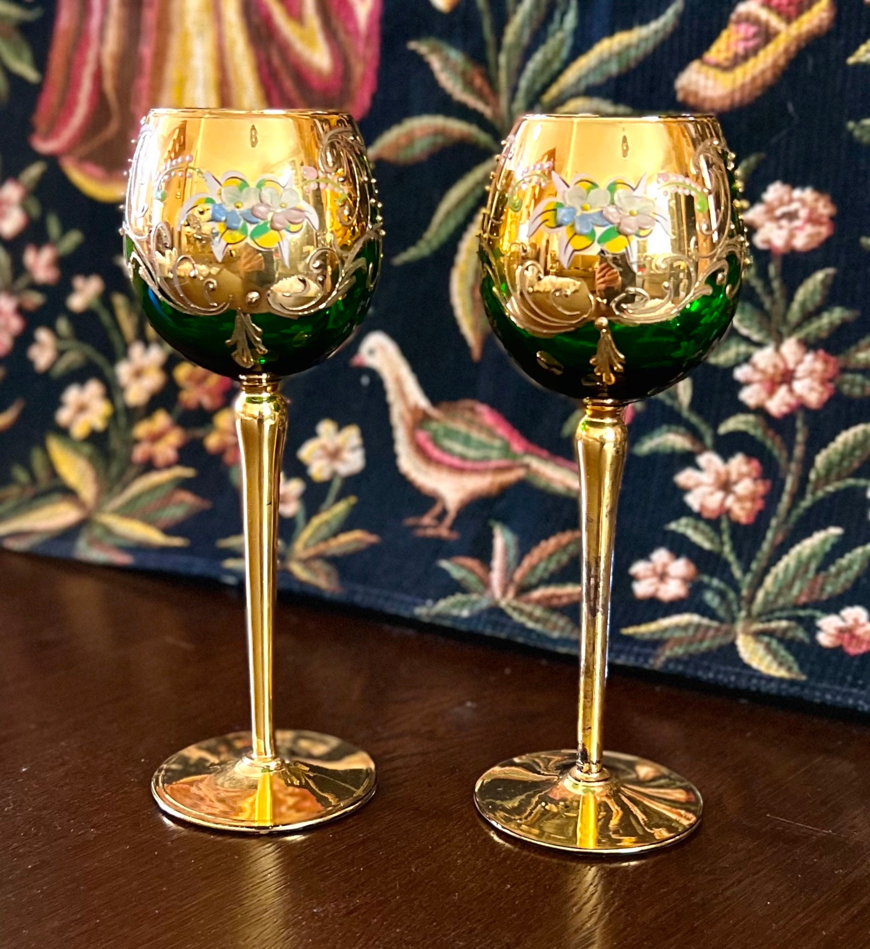 GlassOfVenice Set of Two Murano Glass Wine Glasses 24K Gold Leaf - Purple 