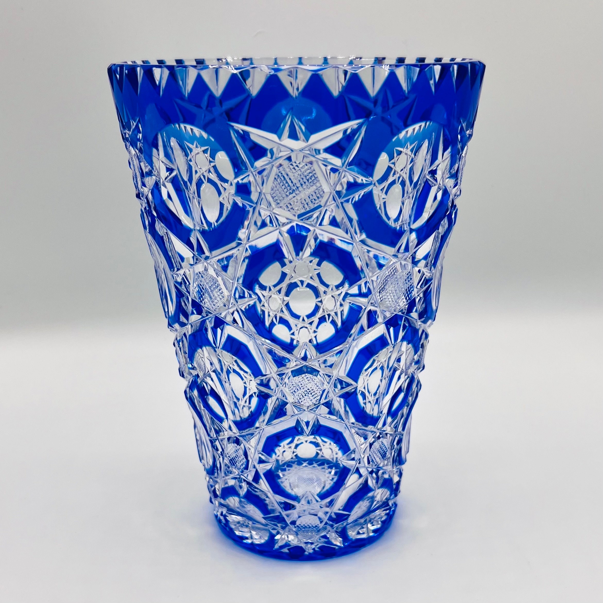 値下げ中Saint Louis フランス製　クリスタルガラス 花瓶 アンティーク Yahoo!オークション -「サンルイ 花瓶」(クリスタルガラス