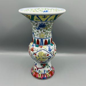 Antique Doucai-Style Chinese Porcelain Gu Vase – Famille Verte Revival – Dragons & Phoenix – late 19th Century Height 23.5 cm