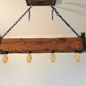 Żyrandol z belek drewnianych. Lampa rustykalna. Żyrandol z belek drewnianych. Rustykalna lampa wisząca z drewna. Żyrandol z drewna. Ręcznie robione.