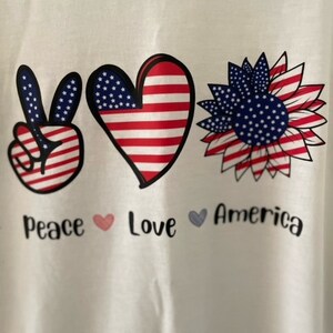 Peace, Love, America T-Shirt, Weiß