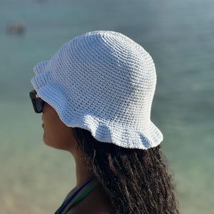 Crochet Cotton Bucket Hat with Frilled or Straight Brim, Unisex Style - Custom Beach Hat