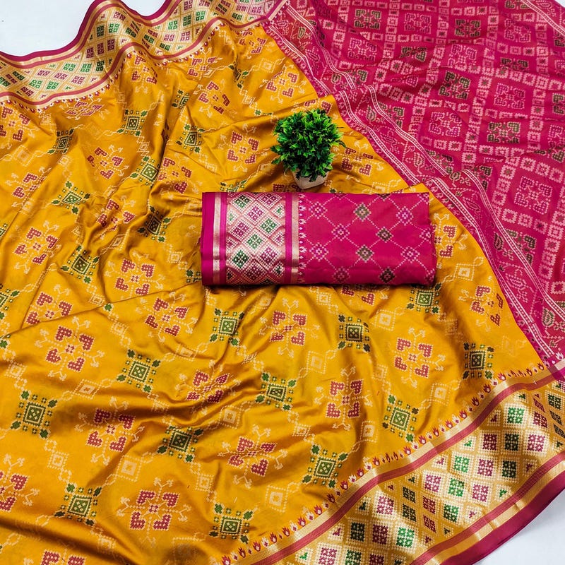 Traditional Pure Patola Silk Rama Saree with Contrast Weave, Meenakari & Tassels