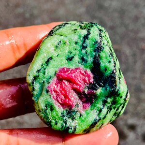 Big Size Raw Natural Ruby Zoisite Rough Crystal Unpolished Loose Gemstone Making For All Jewelry. 620 CT. 60x45x20 MM.