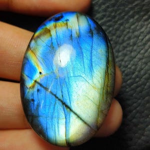 Flashy Labradorite Cabochon: Oval Gemstone for Wire Wrapping (37x25x7 MM, 55 CT