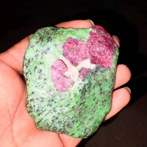 Big Size Raw Natural Ruby Zoisite Rough Crystal Unpolished Loose Gemstone Making For All Jewelry. 990 CT. 78x58x22 MM.