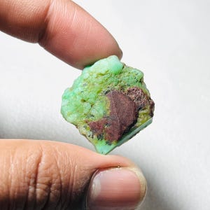 FANTASTIC ~ Chrysoprase Raw, Chrysoprase Rough, Gemstone Raw Size:-25X23X12 Mm. NATURAL Chrysoprase Best For Wire Wrapped Jewelry. 59 CT.