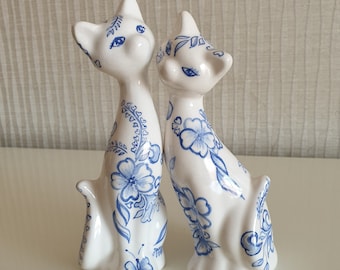 Handmade ceramic cats, Cat figurine, Romantic gift for wife, Lover Cats, Gift for Lovers, Floral Hand Painted Ceramic Cat, Animal Decor