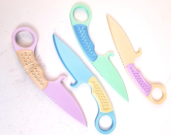 Rainbow Training Prop, Full Size Trainer, Blunt Cosplay Knife