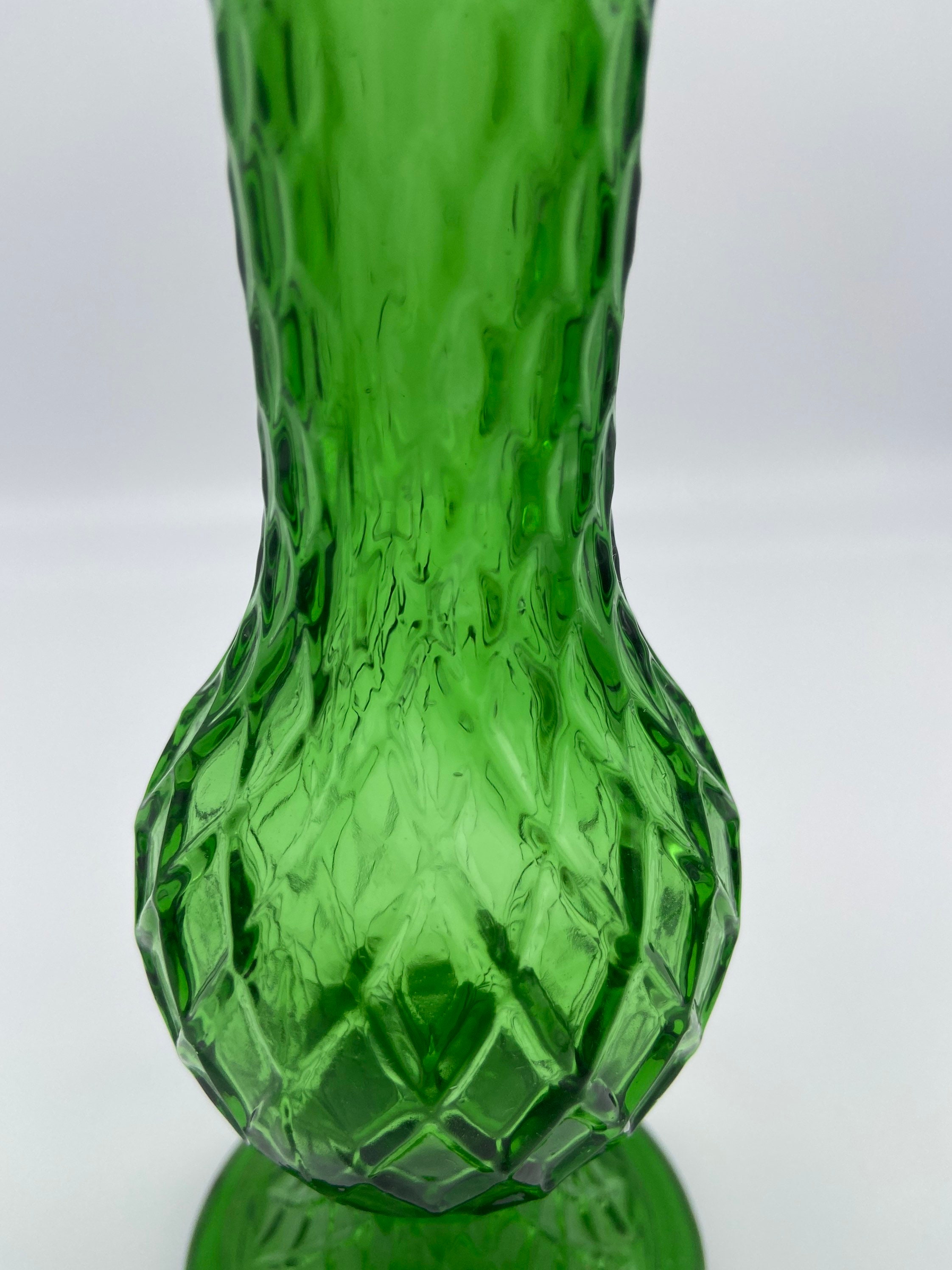 Vintage EO Brody Co Green Glass Bud Vase 920 Diamond Pattern 71/2 Made