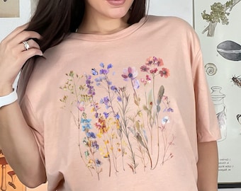 Cute Cottagecore Flowers Shirt, Floral Butterfly Tshirt, Boho Nature Shirt, Garden Lover Top, Wild Flowers Shirt, Wildflowers Floral T-Shirt